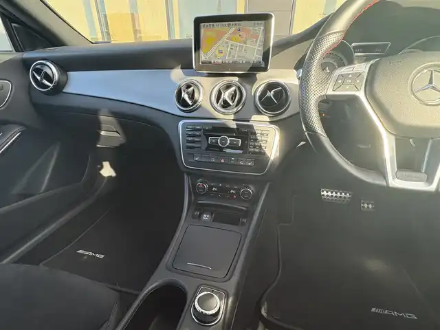 メルセデス・ベンツ ＣＬＡ２５０ 4MATIC 石川県 2014(平26)年 2.2万km 白 純正ナビ/フルセグTV/バックカメラ/クリアランスソナー/ドライブレコーダー/ハーフレザーシート/パワーシート/シートヒーター/オートライト/ディスチャージヘッドライト/アイドリングストップ/パドルシフト