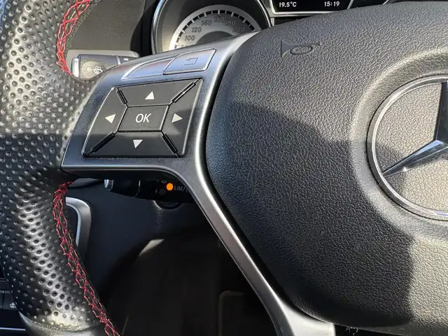 メルセデス・ベンツ ＣＬＡ２５０ 4MATIC 石川県 2014(平26)年 2.2万km 白 純正ナビ/フルセグTV/バックカメラ/クリアランスソナー/ドライブレコーダー/ハーフレザーシート/パワーシート/シートヒーター/オートライト/ディスチャージヘッドライト/アイドリングストップ/パドルシフト