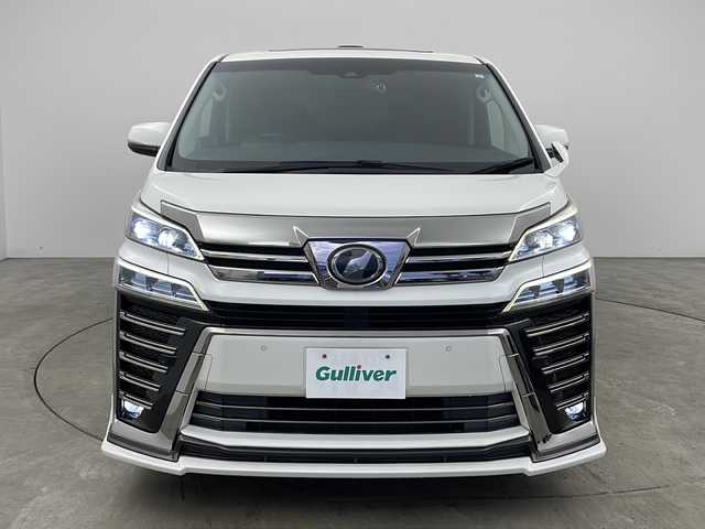 トヨタ ヴェルファイア Z 兵庫県 2019(令1)年 5.4万km ホワイトパールクリスタルシャイン ・ワンオーナー車/・純正ナビ（フルセグ・BT・DVD・CD・SD）/・バックカメラ/・トヨタセーフティセンス/・プリクラッシュセーフティ/・レーントレーシングアシスト/・レーダークルーズコントロール/・ロードサインアシスト/・オートマチックハイビーム/・クリアランスソナー/・ドライブスタートコントロール/・電動パーキングブレーキ/・オートホールド/・Wサンルーフ/・ステアリングスイッチ/・MTモード付AT/・LEDヘッドライト/・LEDフォグランプ/・オートライト/・純正エアロ/・両側パワースライドドア/・純正フロアマット/・純正18インチアルミホイール/・ビルトインETC/・前後ドライブレコーダー/・GPSレーダー探知機/・横滑り防止/・スマートキー/・スペアキー/・プッシュスタート/・ワンオーナー/・取扱説明書/・保証書/・スペアタイヤ