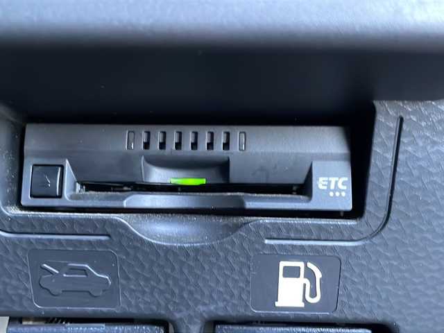 トヨタ ルーミー カスタムG 長野県 2019(平31)年 2.3万km パールホワイトⅢ 禁煙車/純正オーディオ【CP-W66】/(CD/AUX/USB/FM/AM)/モデリスタ14インチAWスタッドレス積み込み/スマートアシスト/・衝突回避支援ブレーキ機能/・衝突警報機能/・車線逸脱警報機能/・誤発進抑制制御機能/・先行車発進お知らせ機能/・オートハイビーム/・コーナーセンサー/ビルトインETC/両側パワースライドドア/革巻きステアリング/クルーズコントロール/LEDヘッドライト/フォグランプ/オートライト/スマートキー/Pスタート/電動格納ミラー/純正14インチAW/純正ラバーマット