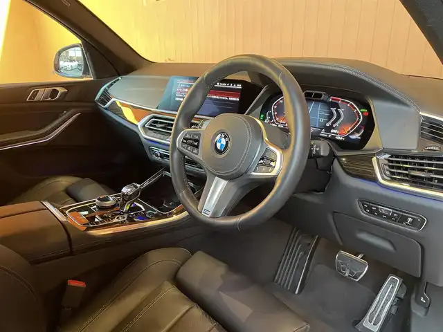ＢＭＷ Ｘ５ xDrive 35d Mスポーツ 愛知県 2021(令3)年 3.1万km アルピンホワイトⅢ 純正ナビ/フルセグTV/360度カメラ/黒革シート/シートヒーター/クリスタルシフト/ACC/インテリジェントセーフティ/ヘッドアップディスプレイ/カーボングリル/純正19インチアルミ/パーキングアシスト/レーンキープ