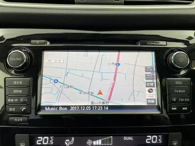 日産 エクストレイル 20Xtt エマージェンシーブレーキ 富山県 2017(平29)年 2.5万km ブリリアントホワイトパール ４WD/純正メーカーナビ/　　　－－CD　DVD　bluetooth MSV/全周囲カメラ/前後コーナーセンサー/ビルトインETC/前席シートヒーター/パワーバックドア（ハンズフリー）/純正１８インチAW/社外AW付きスタッドレスタイヤセット/クルーズコントロール/オートライト/LEDヘッドライト/フォグ/エマージェンシーブレーキ/車線逸脱警報/後側方車両検知警報/スマートキー/プッシュスタート/純正マット・バイザー/横滑防止装置