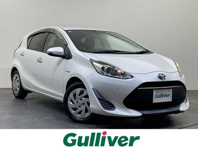 トヨタ アクア S スタイルブラック 愛媛県 2018(平30)年 5万km ホワイトパールクリスタルシャイン 純正７型ナビ/フルセグ/Ｂｌｕｅｔｏｏｔｈ/バックモニター/ビルトインＥＴＣ/前方ドライブレコーダー/前後コーナーセンサー/レーンアシスト/衝突被害軽減ブレーキ/オートマチックハイビーム/スマートキー