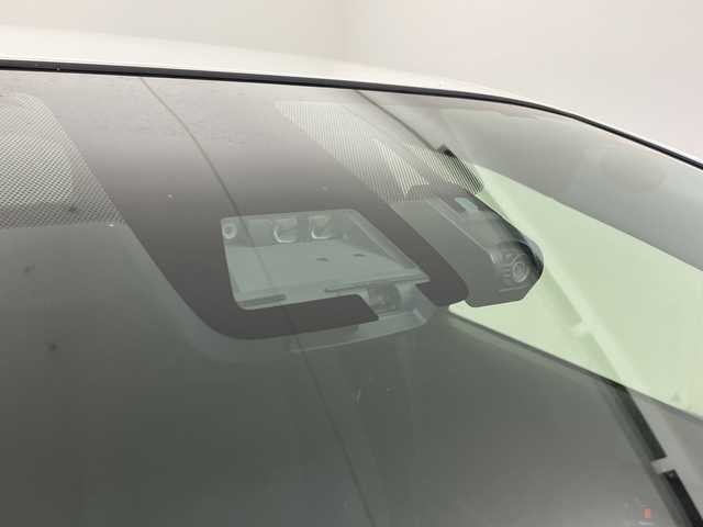 トヨタ アクア S スタイルブラック 愛媛県 2018(平30)年 5万km ホワイトパールクリスタルシャイン 純正７型ナビ/フルセグ/Ｂｌｕｅｔｏｏｔｈ/バックモニター/ビルトインＥＴＣ/前方ドライブレコーダー/前後コーナーセンサー/レーンアシスト/衝突被害軽減ブレーキ/オートマチックハイビーム/スマートキー