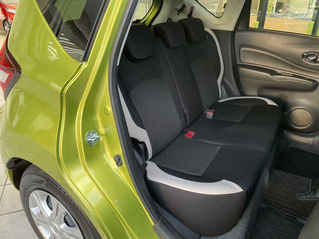 日産 ノート e－パワー X 愛知県 2017(平29)年 2.3万km オリーブグリーン 衝突軽減システム/純正ナビ/フルセグ/CD DVD/Bluetooth/バックカメラ/レーンキープアシスト/スマートキー/プッシュスタート