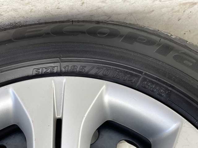 日産 ノート e－パワー X 愛知県 2017(平29)年 2.3万km オリーブグリーン 衝突軽減システム/純正ナビ/フルセグ/CD DVD/Bluetooth/バックカメラ/レーンキープアシスト/スマートキー/プッシュスタート