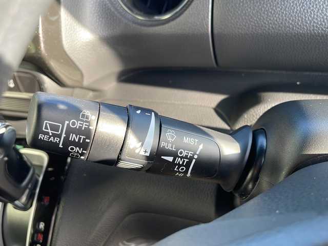 ホンダ Ｎ ＢＯＸ カスタム G L ホンダセンシング 香川県 2018(平30)年 8.5万km シャイニンググレーM パナソニック製ナビゲーション（CN-RE04D）/【AM/FM/地デジ/BT/CD/DVD】/バックカメラ/衝突被害軽減ブレーキ/誤発進抑制機能/路外逸脱抑制機能/歩行者事故低減ステアリング/ステアリングリモコン/アダプティブクルーズコントロール/ビルトインETC/片側パワースライドドア/コーナーセンサー（後部）/LEDヘッドライト/オートヘッドライト/先行車発進お知らせ機能/急アクセル抑制機能/標識認識機能/スマートキー/プッシュスタート