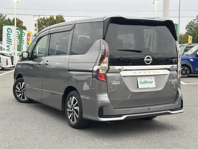 日産 セレナ e－パワー ハイウェイスター V 奈良県 2022(令4)年 1.9万km ダークメタルグレー 純正10インチナビ/（フルセグ/BT/CD/DVD）/純正フリップダウンモニター/プロパイロット/アラウンドビューモニター/ブラインドスポットモニター/衝突軽減システム/前後コーナーセンサー/レーンキープアシスト/両側パワースライドドア/前席シートヒーター/ステアリングヒーター/後席サンシェード/前方ドライブレコーダー/ETC/純正16インチAW/取り扱い説明書/スペアキーX1