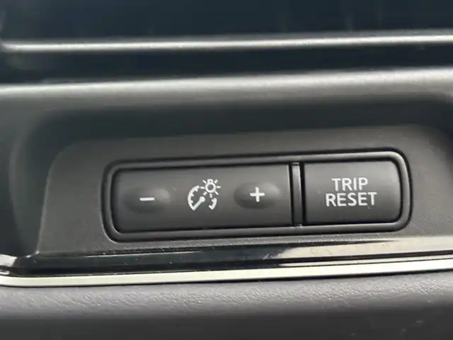 日産 セレナ e－パワー ハイウェイスター V 奈良県 2022(令4)年 1.9万km ダークメタルグレー 純正10インチナビ/（フルセグ/BT/CD/DVD）/純正フリップダウンモニター/プロパイロット/アラウンドビューモニター/ブラインドスポットモニター/衝突軽減システム/前後コーナーセンサー/レーンキープアシスト/両側パワースライドドア/前席シートヒーター/ステアリングヒーター/後席サンシェード/前方ドライブレコーダー/ETC/純正16インチAW/取り扱い説明書/スペアキーX1