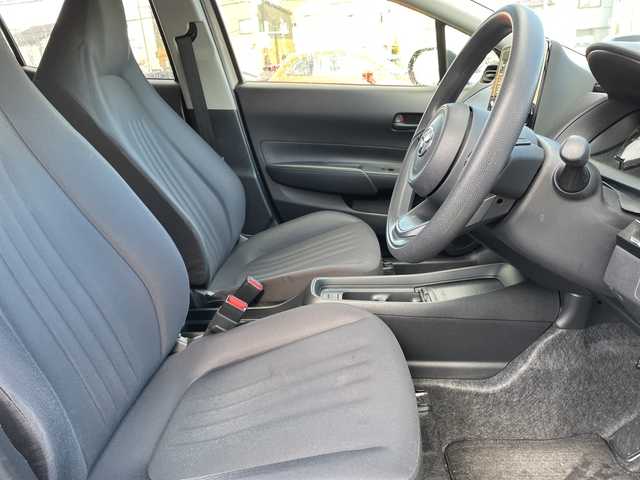 トヨタ アクア X 石川県 2022(令4)年 4.8万km ベージュ 純正ディスプレイオーディオ　ナビ　バックカメラ　ＬＥＤヘッドライト　ＥＴＣ　トヨタセーフティセンス　レーダークルーズ　ＡＣ１００Ｖ　スマートキー　プッシュスタート　電動ミラー　レーンキープ　保証書