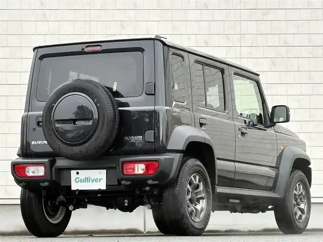 スズキ ジムニー ノマド 岩手県 2025(令7)年 0.1千km 黒 登録済み未使用車/4WD/シートヒーター/追従型クルーズコントロール/ダウンヒルアシスト/オートライト/ＬＥＤヘッドライト/フォグライト/先進運転支援システム（ＡＤＡＳ）/レーンキープアシスト/〇プッシュスタート/〇電動格納ミラー/スペアキー/取扱説明書/保証書