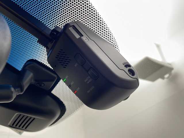 ホンダ フリード＋ ハイブリット G 茨城県 2022(令4)年 2.1万km クリスタルブラックパール 純正ナビ/フルセグTV/バックカメラ/ドライブレコーダー/ETC/追従クルーズコントロール/両側パワースライドドア/コーナーセンサー/LEDヘッドライト/衝突軽減ブレーキ/横滑り防止装置