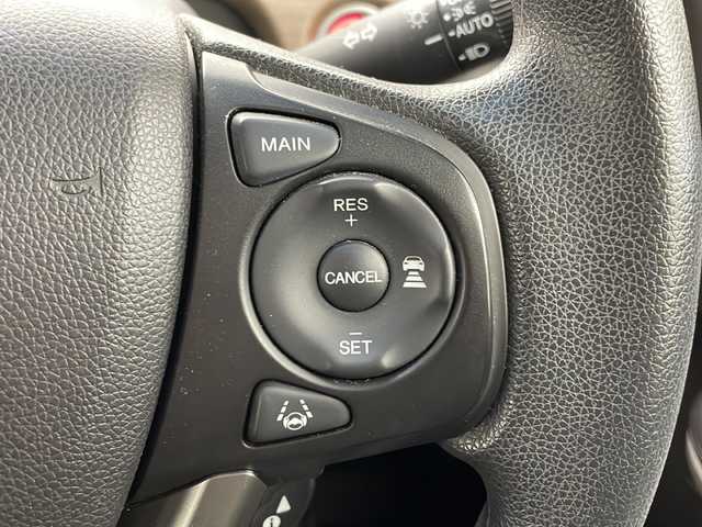 ホンダ フリード＋ ハイブリット G 茨城県 2022(令4)年 2.1万km クリスタルブラックパール 純正ナビ/フルセグTV/バックカメラ/ドライブレコーダー/ETC/追従クルーズコントロール/両側パワースライドドア/コーナーセンサー/LEDヘッドライト/衝突軽減ブレーキ/横滑り防止装置