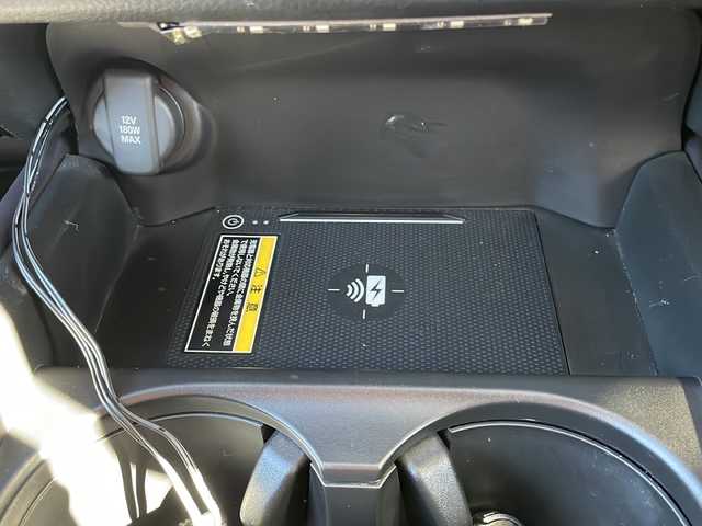 ホンダ ＺＲ－Ｖ ハイブリッド e:HEV Z 静岡県 2023(令5)年 2万km クリスタルブラックパール 純正ナビ/・ラジオ/フルセグTV/・USB/Bluetooth/Apple Carplay/Android Auto/主要装備/・全方位カメラ　/・ドライブレコーダー　/・ＥＴＣ２．０　/・レーダークルーズコントロール　/・ホンダセンシング　/・ＢＯＳＥプレミアムサウンドシステム　/・シートヒーター　/・ハンドルヒーター/・置くだけ充電　/・フォグランプ/・レザーシート/・パワーシート/・パワーバックドア/・パドルシフト/・ダウンヒルコントロール/・オートホールド/・SOSコール/・レーンキープアシスト/・コーナーセンサー/・純正アルミホイール/・プッシュスタート/・スマートキー