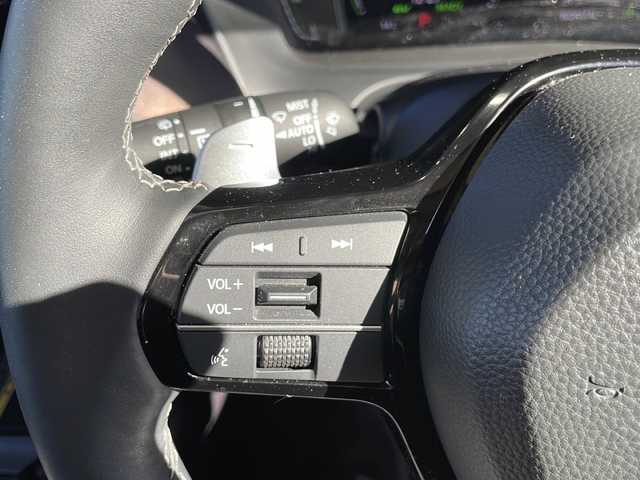 ホンダ ＺＲ－Ｖ ハイブリッド e:HEV Z 静岡県 2023(令5)年 2万km クリスタルブラックパール 純正ナビ/・ラジオ/フルセグTV/・USB/Bluetooth/Apple Carplay/Android Auto/主要装備/・全方位カメラ　/・ドライブレコーダー　/・ＥＴＣ２．０　/・レーダークルーズコントロール　/・ホンダセンシング　/・ＢＯＳＥプレミアムサウンドシステム　/・シートヒーター　/・ハンドルヒーター/・置くだけ充電　/・フォグランプ/・レザーシート/・パワーシート/・パワーバックドア/・パドルシフト/・ダウンヒルコントロール/・オートホールド/・SOSコール/・レーンキープアシスト/・コーナーセンサー/・純正アルミホイール/・プッシュスタート/・スマートキー