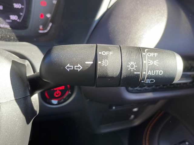 ホンダ ＺＲ－Ｖ ハイブリッド e:HEV Z 静岡県 2023(令5)年 2万km クリスタルブラックパール 純正ナビ/・ラジオ/フルセグTV/・USB/Bluetooth/Apple Carplay/Android Auto/主要装備/・全方位カメラ　/・ドライブレコーダー　/・ＥＴＣ２．０　/・レーダークルーズコントロール　/・ホンダセンシング　/・ＢＯＳＥプレミアムサウンドシステム　/・シートヒーター　/・ハンドルヒーター/・置くだけ充電　/・フォグランプ/・レザーシート/・パワーシート/・パワーバックドア/・パドルシフト/・ダウンヒルコントロール/・オートホールド/・SOSコール/・レーンキープアシスト/・コーナーセンサー/・純正アルミホイール/・プッシュスタート/・スマートキー