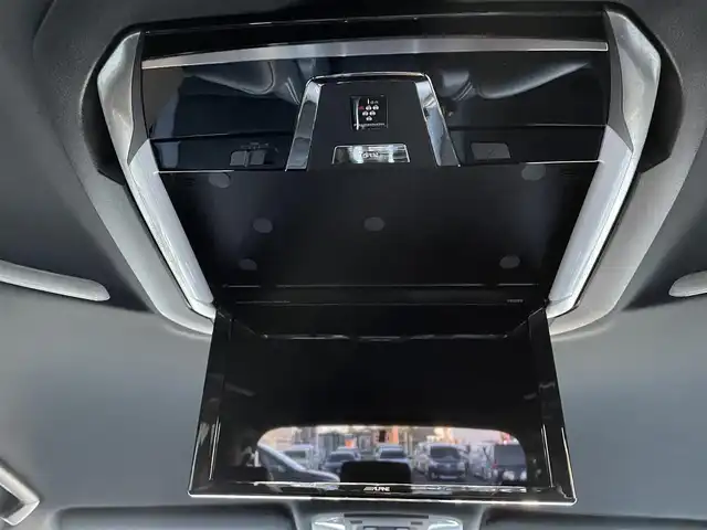 トヨタ ヴェルファイア 3.5ZA ゴールデンアイズ 東京都 2017(平29)年 5.1万km ホワイトパールクリスタルシャイン アルパイン１１型ナビ　/ＴＶ・ＣＤ／ＤＶＤ・Ｂｌｕｅｔｏｏｔｈ　/アルパイン天吊モニター　/バックモニター　/ＥＴＣ　/ドライブレコーダー　/パワーバックドア　/両側電動スライドドア/衝突軽減ブレーキ/パーキングサポートブレーキ　/クルーズコントロール　/純正アルミホイール