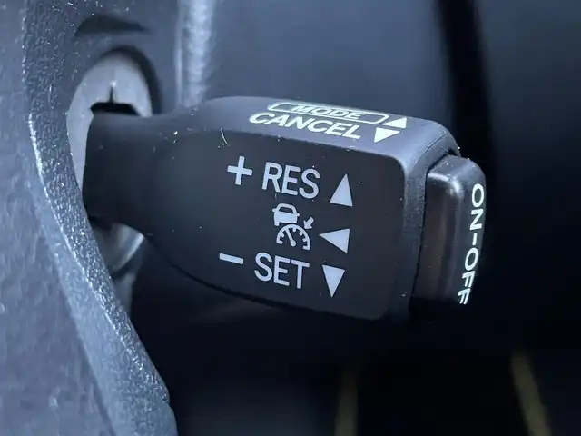 トヨタ ヴェルファイア 3.5ZA ゴールデンアイズ 東京都 2017(平29)年 5.1万km ホワイトパールクリスタルシャイン アルパイン１１型ナビ　/ＴＶ・ＣＤ／ＤＶＤ・Ｂｌｕｅｔｏｏｔｈ　/アルパイン天吊モニター　/バックモニター　/ＥＴＣ　/ドライブレコーダー　/パワーバックドア　/両側電動スライドドア/衝突軽減ブレーキ/パーキングサポートブレーキ　/クルーズコントロール　/純正アルミホイール