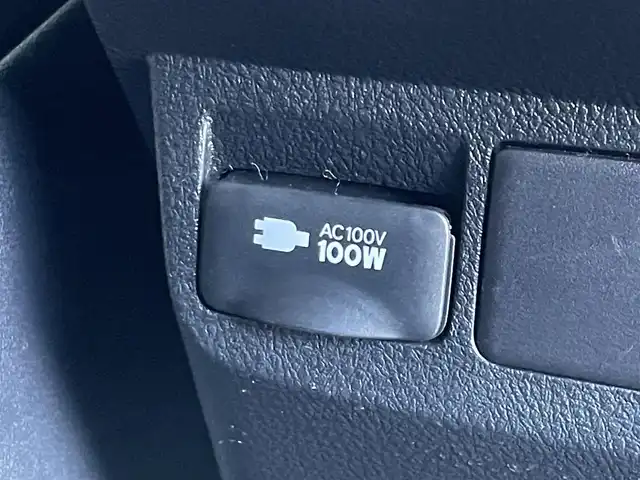 トヨタ ヴェルファイア 3.5ZA ゴールデンアイズ 東京都 2017(平29)年 5.1万km ホワイトパールクリスタルシャイン アルパイン１１型ナビ　/ＴＶ・ＣＤ／ＤＶＤ・Ｂｌｕｅｔｏｏｔｈ　/アルパイン天吊モニター　/バックモニター　/ＥＴＣ　/ドライブレコーダー　/パワーバックドア　/両側電動スライドドア/衝突軽減ブレーキ/パーキングサポートブレーキ　/クルーズコントロール　/純正アルミホイール