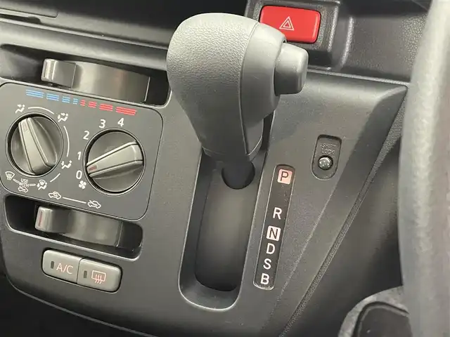 トヨタ ピクシスエポック L SAⅢ 群馬県 2018(平30)年 1.3万km 青 ナビ　フルセグ　バックカメラ　ＥＴＣ　前後ドライブレコーダー　オートハイビーム　衝突被害軽減システム　電格ミラー　アイドリングストップ　純正フロアマット　リモコンキー　パワーウィンドウ　禁煙車