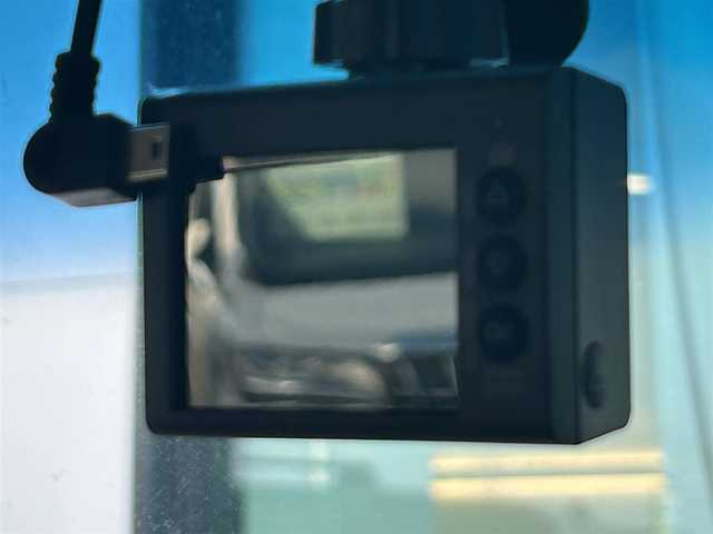 ダイハツ タント カスタム X トップED SAⅡ 佐賀県 2016(平28)年 7.1万km パールホワイトⅢ （株）IDOMが運営する【じしゃロン佐賀店】の自社ローン専用車両になります。/こちらは現金またはオートローンご利用時の価格です。自社ローンご希望の方は別途その旨お申し付けください/社外SDナビ/CD/DTV/Bluetooth/バックカメラ/両側パワースライドドア/スマートアシスト/・衝突被害軽減ブレーキ/・誤発進抑制機能/・先行車発進告知/・LEDオートライト/スマートキー×2/プッシュスタート /ドライブレコーダー /ETC/純正フロアマット/純正ドアバイザー/ステアリングスイッチ/社外14インチアルミホイール