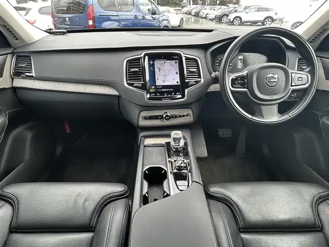 ボルボ ＸＣ９０ B6 AWD インスクリプション 福岡県 2022(令4)年 5.5万km オニキスブラックP 純正ナビ/(Bt/USB/ipod/フルセグ)/Applecarplay/AndroidAuto/ハーマンカードンサウンド/360°カメラ/ETC/オートホールド/ブラインドスポットモニター/ヘッドアップディスプレイ/ACC/レーンキープアシスト/パークアシスト/LEDヘッドライト/フォグライト前後/オートライト/オートハイビーム/AFS/黒革シート/シートメモリD-N/パワーシートD-N/シートヒーター全席/エアシートD-N/革巻きステアリング/電動リヤゲート/純正フロアマット/純正20インチAW