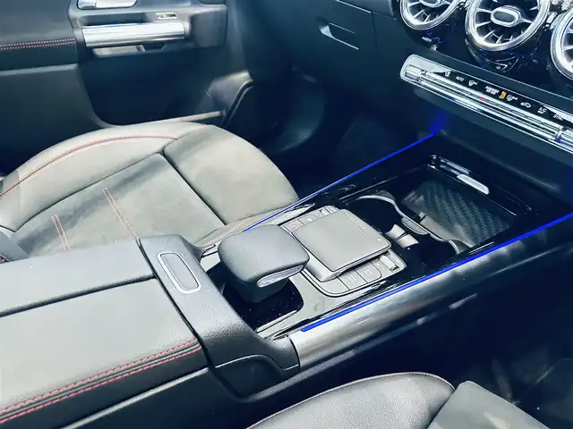 メルセデス・ベンツ ＧＬＡ２００ｄ 4マチック AMGライン 大阪府 2020(令2)年 1.7万km コスモスブラック レーダーセーフティ/サンルーフ/ハーフレザー/メモリ付きパワーシート/シートヒーター/純正ナビ/TV/360度カメラ/ACC/純正19インチAW/LEDヘッドライト/アンビエントライト/電動リアゲート/ブラインドスポット/ワイヤレス充電/ETC/ドラレコ