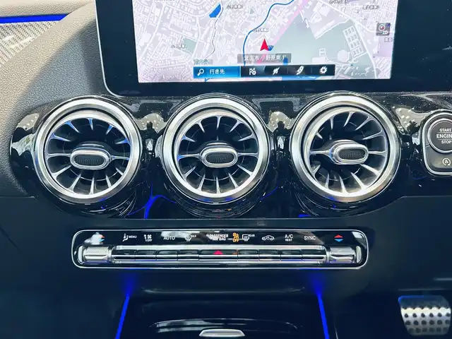 メルセデス・ベンツ ＧＬＡ２００ｄ 4マチック AMGライン 大阪府 2020(令2)年 1.7万km コスモスブラック レーダーセーフティ/サンルーフ/ハーフレザー/メモリ付きパワーシート/シートヒーター/純正ナビ/TV/360度カメラ/ACC/純正19インチAW/LEDヘッドライト/アンビエントライト/電動リアゲート/ブラインドスポット/ワイヤレス充電/ETC/ドラレコ