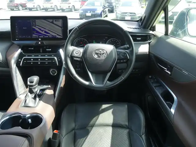 トヨタ ハリアー Z レザーパッケージ 千葉県 2020(令2)年 4.3万km ホワイトパールクリスタルシャイン Toyota Safety Sense/・プリクラッシュセーフティ/・レーンディパーチャーアラート/・オートハイビーム/・ブラインドスポットモニター/ヘッドアップディスプレイ/デジタルインナーミラー/レーザーシート/前席パワーシート/エアシート/シートヒーター/純正コネクティッドナビ/地デジTV/【DVD/CD再生機能　Bluetooth接続】/バックカメラ/JBLサウンド/ETC（2.0）/LEDヘッドライト/LEDフォグライト/ウインカーミラー/クリアランスソナー/純正19インチアルミホイル/サイド/カーテンエアバッグ/スマートキー