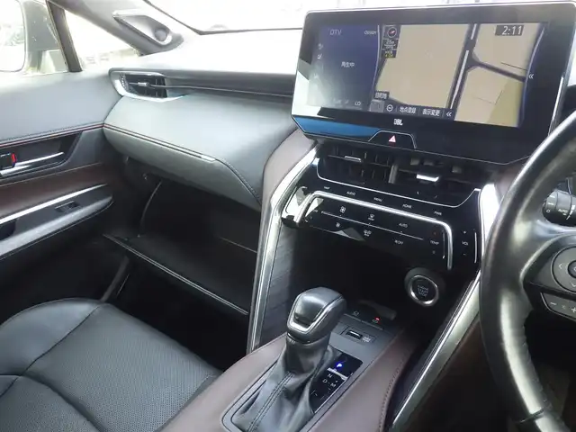 トヨタ ハリアー Z レザーパッケージ 千葉県 2020(令2)年 4.3万km ホワイトパールクリスタルシャイン Toyota Safety Sense/・プリクラッシュセーフティ/・レーンディパーチャーアラート/・オートハイビーム/・ブラインドスポットモニター/ヘッドアップディスプレイ/デジタルインナーミラー/レーザーシート/前席パワーシート/エアシート/シートヒーター/純正コネクティッドナビ/地デジTV/【DVD/CD再生機能　Bluetooth接続】/バックカメラ/JBLサウンド/ETC（2.0）/LEDヘッドライト/LEDフォグライト/ウインカーミラー/クリアランスソナー/純正19インチアルミホイル/サイド/カーテンエアバッグ/スマートキー