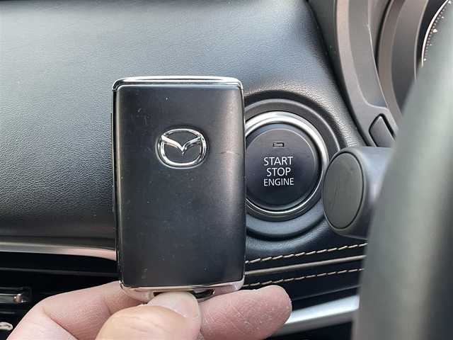 マツダ ＣＸ－６０ XD エクスクルーシブモード 熊本県 2023(令5)年 0.5万km マシーングレープレミアムM 登録時走行距離4410km /サンルーフ /BOSEサウンド/純正12.3インチナビ/・BT/USB/HDMI/フルセグTV/全周囲カメラ/ETC/衝突軽減ブレーキ/レーダークルーズコントロール/コーナーセンサー/ブラインドスポットモニター/レザーシート/前席パワーシート/全席シートヒーター/前席エアーシート/パワーシートメモリ機能２/電動リアゲート/ステアリングヒーター/ステアリングリモコン/革巻きステアリング/LEDヘッドライト/オートライト/オートハイビーム/電動パーキングブレーキ/オートホールド/スマートキー/AC100V/電動格納ミラー/社外フロアマット/純正アルミ20インチ