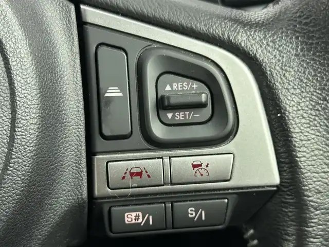 スバル フォレスター 2．0XT アイサイト 愛知県 2017(平29)年 6.1万km ダークグレーメタリック carrozeriaナビ　/（フルセグ/BT／CD/DVD）　/レーダークルーズコントロール　/バックカメラ　/衝突軽減システム　/ダウンヒルアシストコントロール　/レーンキープアシスト　/全席シートヒーター　/ビルトインETC /純正アルミホイール