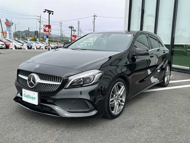 メルセデス・ベンツ Ａ１８０ AMG スタイル 岐阜県 2018(平30)年 3.1万km 黒 純正ナビ　/ＥＴＣ　/バックカメラ　/クルーズコントロール　/アイドリングストップ　/パーキングアシスト　/前後コーナーセンサー　/ＬＥＤヘッドライト　/オートライト　/シートヒーター　/ハーフレザーシート/プッシュスタート　/スマートキー/純正18インチアルミホイール/純正フロアマット