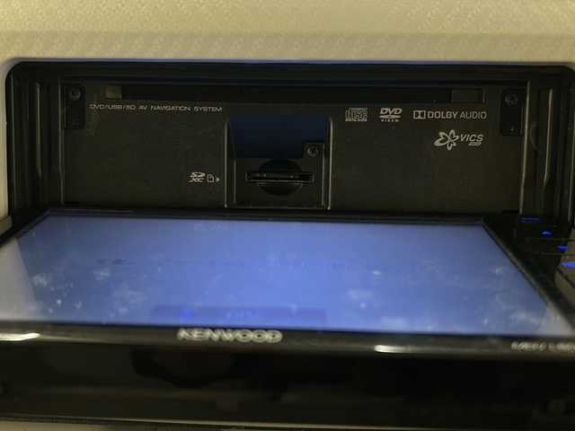 ダイハツ ムーヴ キャンバス X 道央・札幌 2017(平29)年 12.5万km スムースグレーマイカメタリック/プラムブラウンクリスタルマイカ 2トーン /4WD//スマートキー//スペアキー1本//冬タイヤ積載//社外ナビSD//DVD再生//Bluetooth接続//フルセグテレビ//スライドドア両側//ベンチシート//社外アルミホイール//ABS//ヘッドライトLED//横滑り防止装置//レーンアシスト//ダブルエアバック//セキュリティアラーム