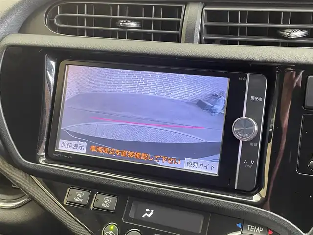 トヨタ アクア G G’s 岩手県 2014(平26)年 9.6万km ブラックマイカ 専用エクステリア/専用スポーツシート/専用チューニングサスペンション/横滑り防止装置/アイドリングストップ/車両接近通報装置/オートエアコン/電動格納ウインカーミラー/ハイトアジャスター/純正ナビ/（CD/DVD/フルセグ/SD/Bluetooth）/バックカメラ/ETC2.0/ステアリングスイッチ/LEDヘッドランプ/フォグランプ/純正17インチアルミホイール