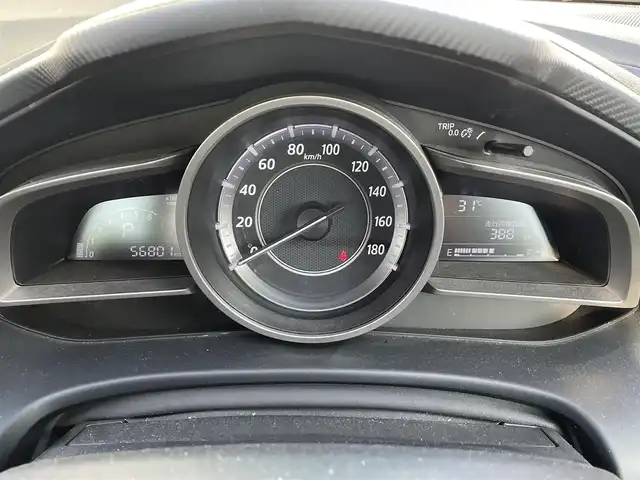 マツダ アクセラ 15S 道央・札幌 2016(平28)年 5.7万km ジェットブラックマイカ ・衝突軽減ブレーキ/・純正ナビ/　CD＆DVD＆BT＆TV/・アイドリングストップ/・プッシュスタート/・スマートキー/・オートエアコン/・電動格納ミラー/・社外AW＆冬タイヤ積み込み/・前後ドライブレコ―ダー/・純正フロアマット/・ドアバイザー/・ウィンカーミラー