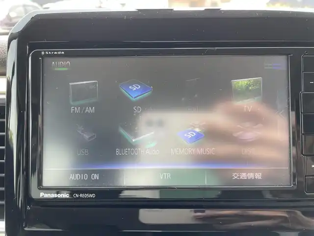 スズキ クロスビー HYBRID MX 福岡県 2019(平31)年 11.4万km キャラバンアイボリーパールメタリック/ホワイト 2トーンルーフ メーカーナビ(フルセグTV/CD/BT/FM/AM)/スマートキー/シートヒーター(D席＋N席)/電動格納ミラー/純正フロアマット(XBEE)/ドアバイザー/ビルトインETC/MTモード付AT/バックカメラ/ドラレコ/ウォークスルー/純正アルミホイール(SUZUKI)/横滑り防止装置/ABS/取扱説明書/保証書