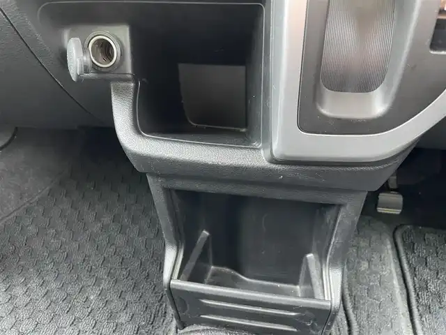 スズキ クロスビー HYBRID MX 福岡県 2019(平31)年 11.4万km キャラバンアイボリーパールメタリック/ホワイト 2トーンルーフ メーカーナビ(フルセグTV/CD/BT/FM/AM)/スマートキー/シートヒーター(D席＋N席)/電動格納ミラー/純正フロアマット(XBEE)/ドアバイザー/ビルトインETC/MTモード付AT/バックカメラ/ドラレコ/ウォークスルー/純正アルミホイール(SUZUKI)/横滑り防止装置/ABS/取扱説明書/保証書