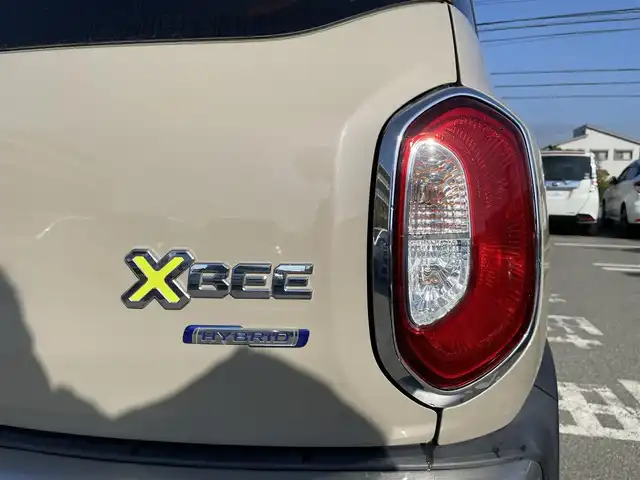 スズキ クロスビー HYBRID MX 兵庫県 2019(平31)年 11.4万km キャラバンアイボリーパールメタリック/ホワイト 2トーンルーフ 【(株)IDOMが運営する【じしゃロン姫路店】の自社ローン対象車両になります。こちらは現金ご利用時の価格です。自社ローンご希望の方は別途その旨お申付け下さい。】/メーカーナビ(フルセグTV/CD/BT/FM/AM)/スマートキー/シートヒーター(D席＋N席)/電動格納ミラー/純正フロアマット(XBEE)/ドアバイザー/ビルトインETC/MTモード付AT/バックカメラ/ドラレコ/ウォークスルー/純正アルミホイール(SUZUKI)/横滑り防止装置/ABS/取扱説明書/保証書