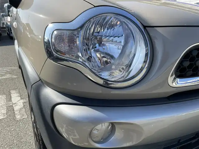 スズキ クロスビー HYBRID MX 兵庫県 2019(平31)年 11.4万km キャラバンアイボリーパールメタリック/ホワイト 2トーンルーフ 【(株)IDOMが運営する【じしゃロン姫路店】の自社ローン対象車両になります。こちらは現金ご利用時の価格です。自社ローンご希望の方は別途その旨お申付け下さい。】/メーカーナビ(フルセグTV/CD/BT/FM/AM)/スマートキー/シートヒーター(D席＋N席)/電動格納ミラー/純正フロアマット(XBEE)/ドアバイザー/ビルトインETC/MTモード付AT/バックカメラ/ドラレコ/ウォークスルー/純正アルミホイール(SUZUKI)/横滑り防止装置/ABS/取扱説明書/保証書