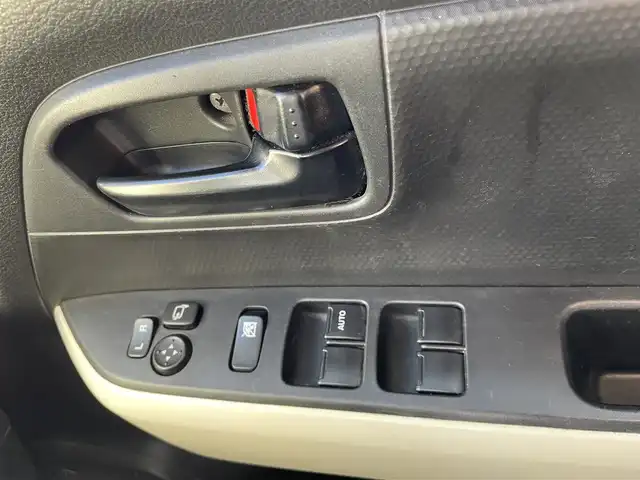 スズキ クロスビー HYBRID MX 兵庫県 2019(平31)年 11.4万km キャラバンアイボリーパールメタリック/ホワイト 2トーンルーフ 【(株)IDOMが運営する【じしゃロン姫路店】の自社ローン対象車両になります。こちらは現金ご利用時の価格です。自社ローンご希望の方は別途その旨お申付け下さい。】/メーカーナビ(フルセグTV/CD/BT/FM/AM)/スマートキー/シートヒーター(D席＋N席)/電動格納ミラー/純正フロアマット(XBEE)/ドアバイザー/ビルトインETC/MTモード付AT/バックカメラ/ドラレコ/ウォークスルー/純正アルミホイール(SUZUKI)/横滑り防止装置/ABS/取扱説明書/保証書