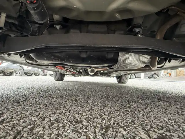 トヨタ アクア G 千葉県 2021(令3)年 4.8万km プラチナホワイトパールマイカ 純正ディスプレイオーディオ　７インチ/クルーズコントロール(追従走行　有)/前後コーナーセンサー/前後ドライブレコーダー/衝突軽減ブレーキ/ブラインドスポットモニター/レーンキープアシスト/バックカメラ/ETC/純正LEDヘッドライト/純正フロアマット/ステアリングスイッチ/オートライト/プッシュエンジンスタート/スマートキー