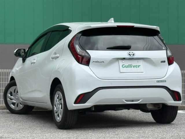 トヨタ アクア G 千葉県 2021(令3)年 4.8万km プラチナホワイトパールマイカ 純正ディスプレイオーディオ　７インチ/クルーズコントロール(追従走行　有)/前後コーナーセンサー/前後ドライブレコーダー/衝突軽減ブレーキ/ブラインドスポットモニター/レーンキープアシスト/バックカメラ/ETC/純正LEDヘッドライト/純正フロアマット/ステアリングスイッチ/オートライト/プッシュエンジンスタート/スマートキー