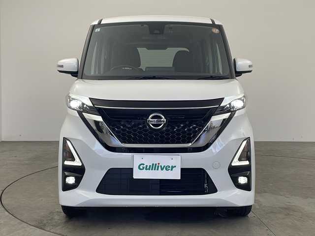日産 ルークス HWS Gターボ プロパイロットED 兵庫県 2021(令3)年 5万km ホワイトパール ・ワンオーナー/・純正9インチナビ&Bluetooth&CD&DVD&USB&ipod&TV/・アラウンドビューモニター/・ビルドインETC/・プロパイロット/・エマージェンシーブレーキ/・レーダークルーズコントロール/・後コーナーセンサー/・盗難防止装置/・オートライト/・LEDヘッドライト/・W＋サイドエアバック/・カーテンエアバック/・前方ドライブレコーダー/・ベンチシート/・純正フロアマット/・両側パワースライドドア/・純正15インチアルミホイール/・プッシュスタート/・アイドリングストップ/・スマートキー/・AACエアコン/・スペアキー/・ターボ付き