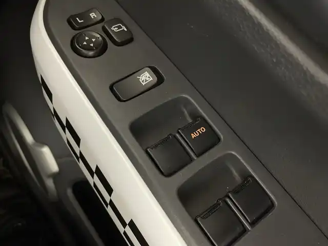 スズキ ハスラー X 福岡県 2014(平26)年 8.8万km ブルーイッシュブラックパール3 社外メモリーナビゲーション/CD DVD BT/フルセグテレビ/HIDライト/シートヒーター/ETC/純正15インチアルミホイール/ベンチシート/スマートキー/プッシュスタートエンジン