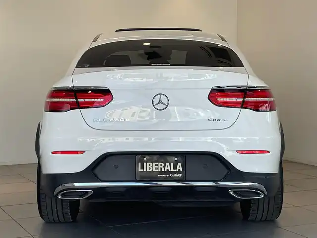 メルセデス・ベンツ ＧＬＣ２２０ d 4マチック クーペ スポーツ 本革 愛知県 2017(平29)年 5.3万km ポーラホワイト レザーエクスクルーシブパッケージ/黒革シート/サンルーフ　/ヘッドアップディスプレイ/Ｂｕｒｍｅｓｔｅｒサウンド　/エアーアドマイザー　/ＣＯＭＭＡＮＤナビ/Ｂｌｕｅｔｏｏｔｈ　/３６０度カメラ　/フルセグＴＶ　/ＡＣＣ　/ＬＫＡ　/ＬＤＷ　/ＢＳＭ　/アンビエントライト/パワーシート/シートヒーター/プッシュスタート/アイドリングストップ/ウィンカーミラー/ETC/パワーバックドア/LEDヘッドライト