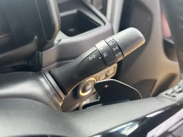 スズキ スペーシア カスタム HYBRID XS ターボ 道北・旭川 2024(令6)年 0.6万km ピュアホワイトP 純正メモリーナビ/フルセグTV/全方位カメラ/両側電動スライドドア/クルーズコントロール/ハーフレザーシート/前席シートヒーター/ハンドルヒーター/パドルシフト/ヘッドアップディスプレイ/ターボ/LEDヘッドライト/LEDフォグランプ