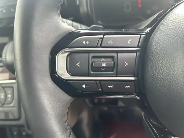 スズキ スペーシア カスタム HYBRID XS ターボ 道北・旭川 2024(令6)年 0.6万km ピュアホワイトP 純正メモリーナビ/フルセグTV/全方位カメラ/両側電動スライドドア/クルーズコントロール/ハーフレザーシート/前席シートヒーター/ハンドルヒーター/パドルシフト/ヘッドアップディスプレイ/ターボ/LEDヘッドライト/LEDフォグランプ