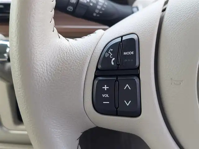 スズキ ラパン ＬＣ X 東京都 2025(令7)年 0.5万km トラッドカーキメタリック/アーバンブラウン 2トーン 社外ナビ/フルセグ/全方位モニター/ドライブレコーダー/シートヒーター/衝突軽減ブレーキ/レーンキープアシスト/コーナーセンサー/アイドリングストップ/LEDヘッドライト/スマートキー