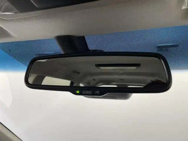 三菱 デリカＤ：５ シャモニー 群馬県 2025(令7)年 0.1千km ホワイトダイヤモンド 登録済み未使用車（登録時走行距離：7km）/CHAMONIX (8人)　4WD　e-Assist/ステップレス　（8人）/オリジナルナビ取付パッケージ＋リアモニター取付パッケージ(25300)　/D:5専用11型ナビゲーション(322300)/12.8型後席用モニター(143550円)/＝＝＝＝＝/アルパイン11インチナビ/・フルセグTV/BT/USB/AM/FM/＝＝＝＝＝/登録済未使用車　純正１２．８インチフリップダウンモニター　アルパイン１１インチナビ　バックカメラ　両側パワースライドドア　ハーフレザー　シートヒーター　ｅ－Ａｓｓｉｓｔ　ＬＥＤヘッドライト　４ＷＤ